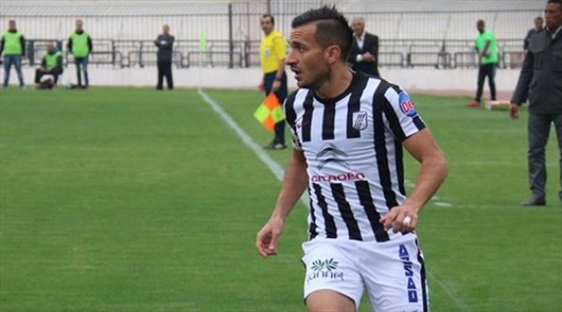 "كورابيا" يكشف خطة الأهلي لإنقاذ صفقة معلول من الأندية الفرنسية