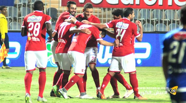 مبدئيا.. مدافع الأهلي خارج الملاعب لمدة 3 أسابيع