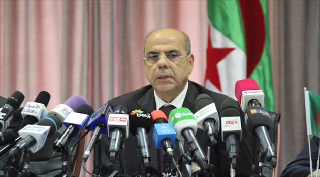 صحيفة جزائرية: روراوة ضحية "صراعات" اتحاد الكرة المصري