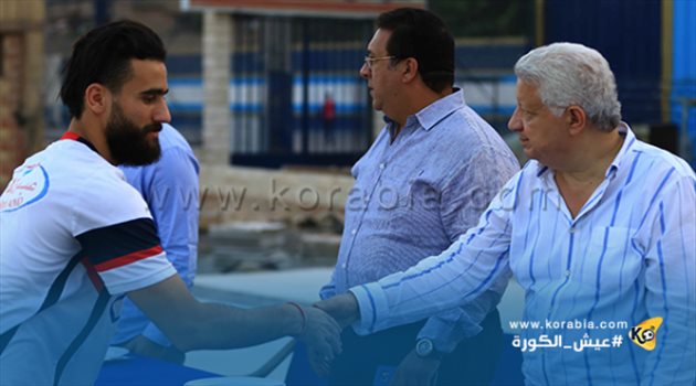 مرتضي منصور يحذر لاعبي الزمالك من عروض الاحتراف