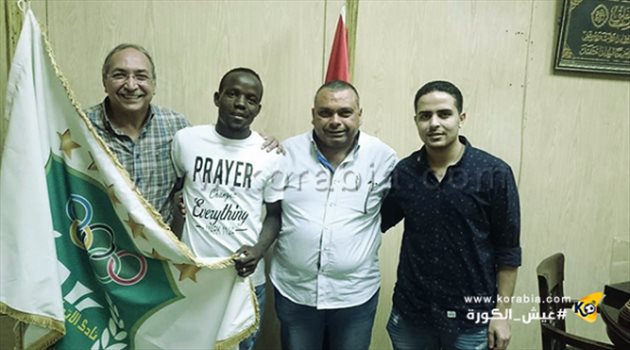 مهاجم منتخب زامبيا يصل القاهرة تمهيدا لانضمامه للاتحاد السكندري