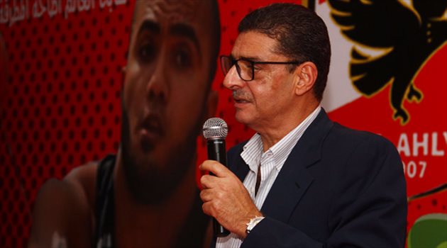 محمود طاهر يعتذر لأعضاء الأهلي بعد سقطة "الدرجة الثانية"