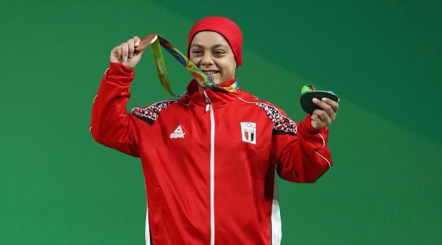 وزير الرياضة: "بطلة برونزية الأولمبياد" مثل رمضان صبحي ومستقبلها ليس في التعليم !