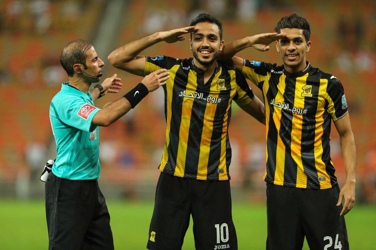 كهربا يتسبب في "ثورة" لجماهير الاتحاد