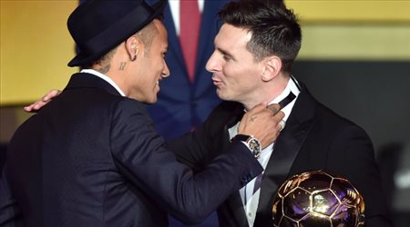 نيمار يرد على الشائعات : باق مع برشلونة .. ومحظوظ أن ميسي صديقي نيمار يرد على الشائعات : باق مع برشلونة .. ومحظوظ أن ميسي صديقي