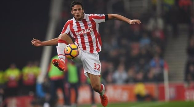 ستوك سيتي يحتفي برمضان صبحي بعد العودة للمنتخب
