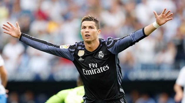 رونالدو يلوح بورقة عرض سان جيرمان "الخيالي" للضغط على إدارة ريال