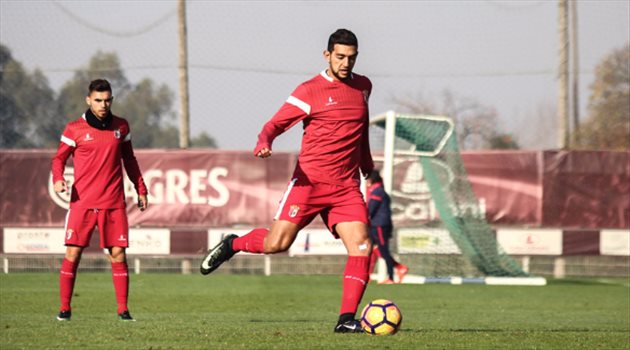 رسميا.. كوكا جاهز لمواجهة أروكا في الدوري البرتغالي