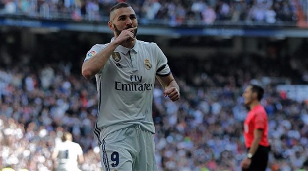 ريال مدريد يعزز الصدارة بفوز كبير على ألافيس