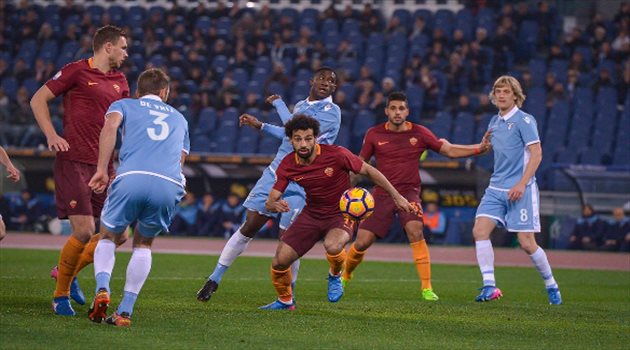 لاتسيو يحاصر صلاح ويقهر روما بثنائية في نصف نهائي كأس إيطاليا