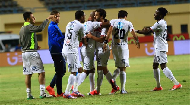 العروض تنهال على مدافع الزمالك "المنبوذ"
