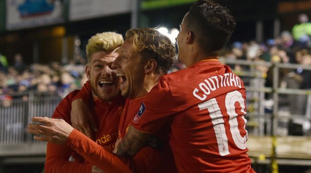 ليفربول يفوز بهدف نادر.. وساوثهامتون ونيوكاسل يتأهلان