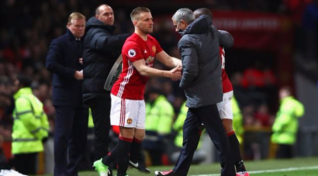 مورينيو يهاجم مدافعه مرة أخرى: لعب بجسمه وعقلي