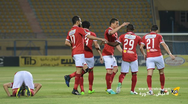 أزمة في الأهلي بسبب صفقات "الكومبارس"