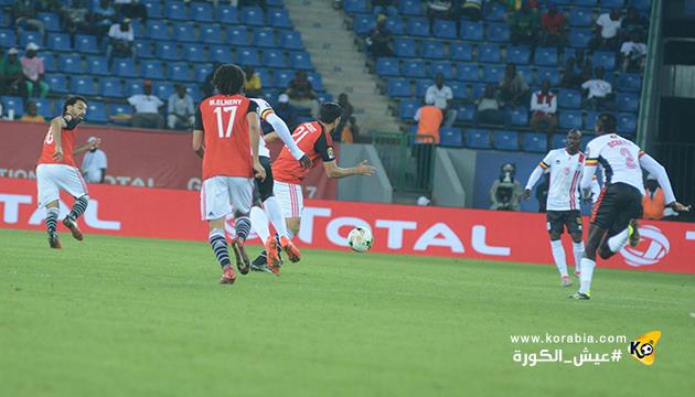 والد النني يوضح دوره مع المنتخب ويرد على الانتقادات اللاذعة