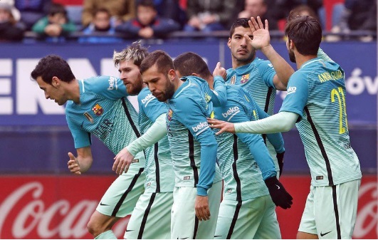 برشلونة يستعيد نجم دفاعه قبل مواجهة ليجانس في الدوري