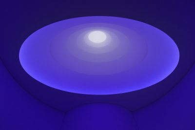 Installation Guggenheim Museum James Turrell, »From the Guggenheim, Aten Reign«, 2013 Inkjet-Print-Unikat | ca. 14 x 22 cm Foto David Heald © James Turrell Courtesy Häusler Contemporary München | Zürich Installation Guggenheim Museum James Turrell, »From the Guggenheim, Aten Reign«, 2013 Inkjet-Print-Unikat | ca. 14 x 22 cm Foto David Heald © James Turrell Courtesy Häusler Contemporary München | Zürich