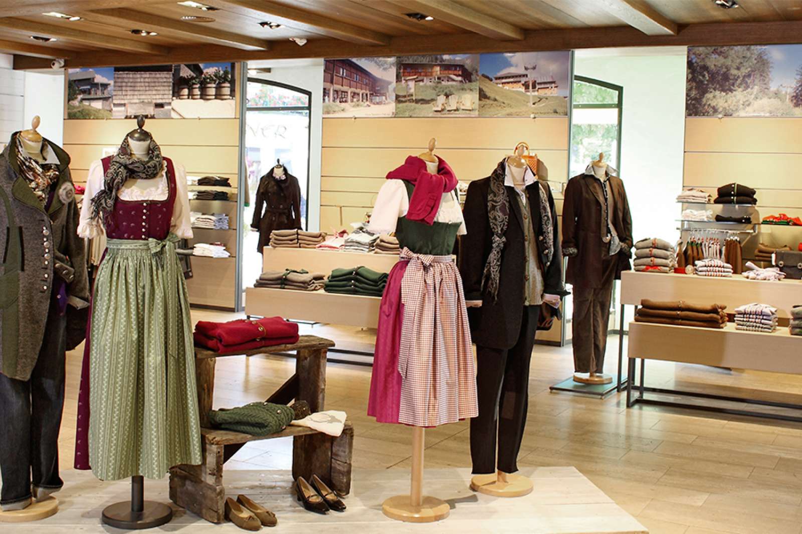 Grasegger traditional bavarian cloth GarmischPartenkirchen La Loupe