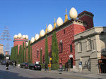 800px-20061227-figueres_teatre-museu_dal__mq