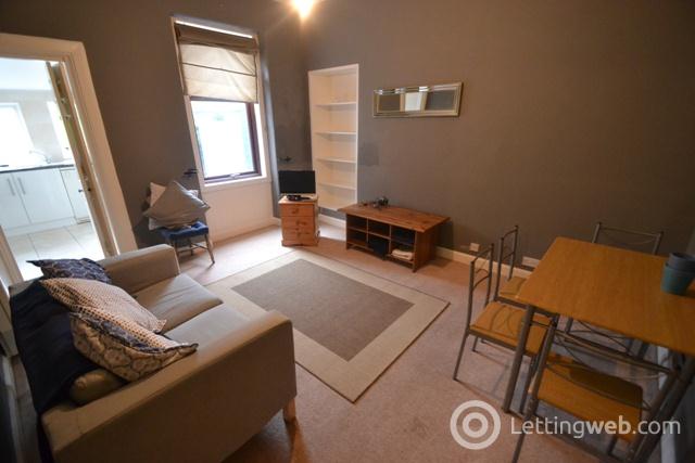 LOUNGE 2.jpg