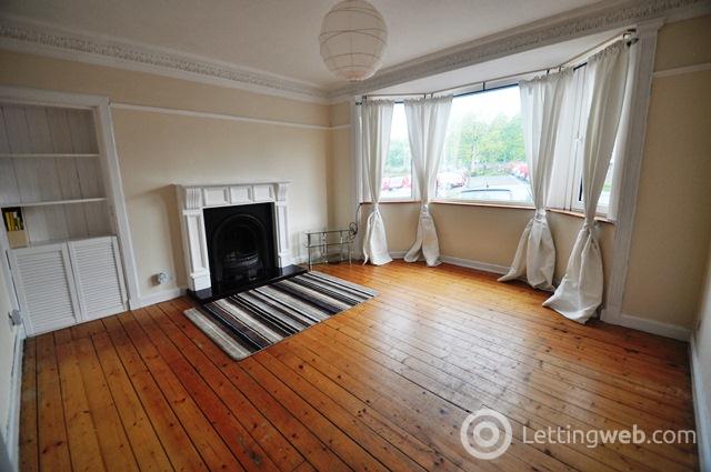 S 14 Woodmill Terrace lounge.JPG