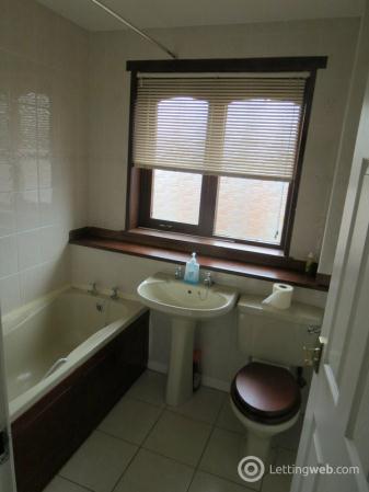Bathroom A.JPG