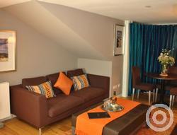 Lounge 2