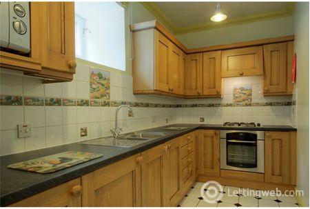 kitchen sbm.jpg