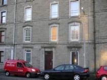 2 bed flat for rent at Belvoir Lettings Dundee.jpg