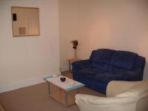 39RM_livingroom.JPG