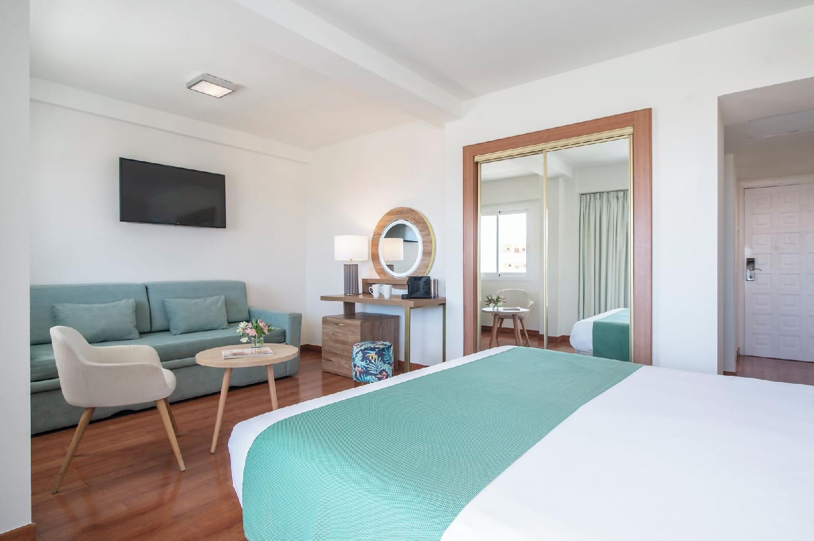 Hotel Costa Málaga Torremolinos (Adults Recommended) by Pierre et Vacances