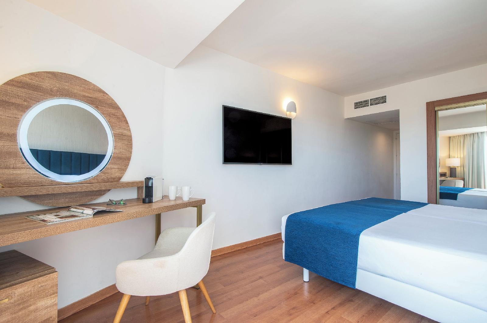Hotel Costa Málaga Torremolinos (Adults Recommended) by Pierre et Vacances