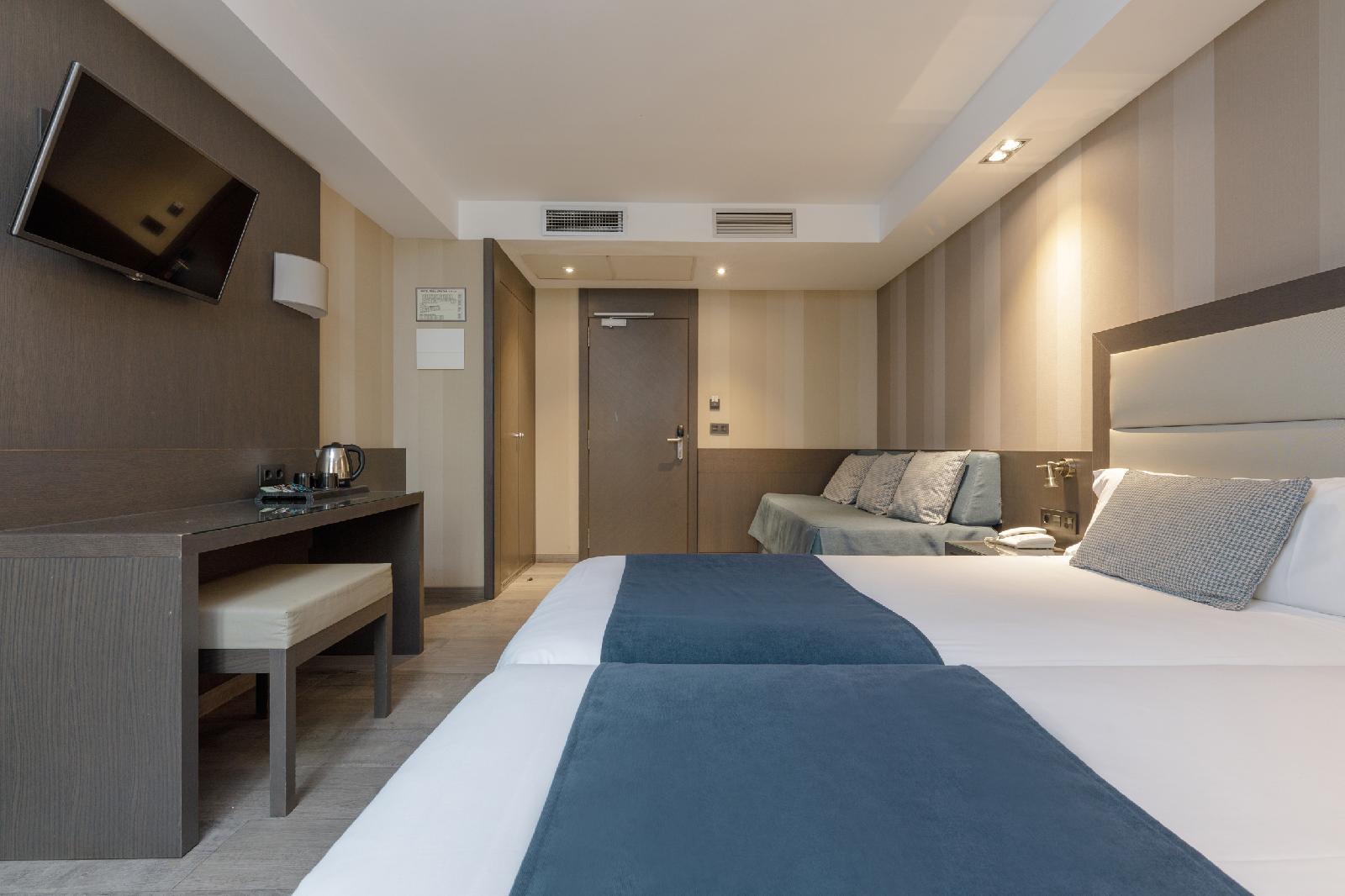 Hotel Reina Cristina