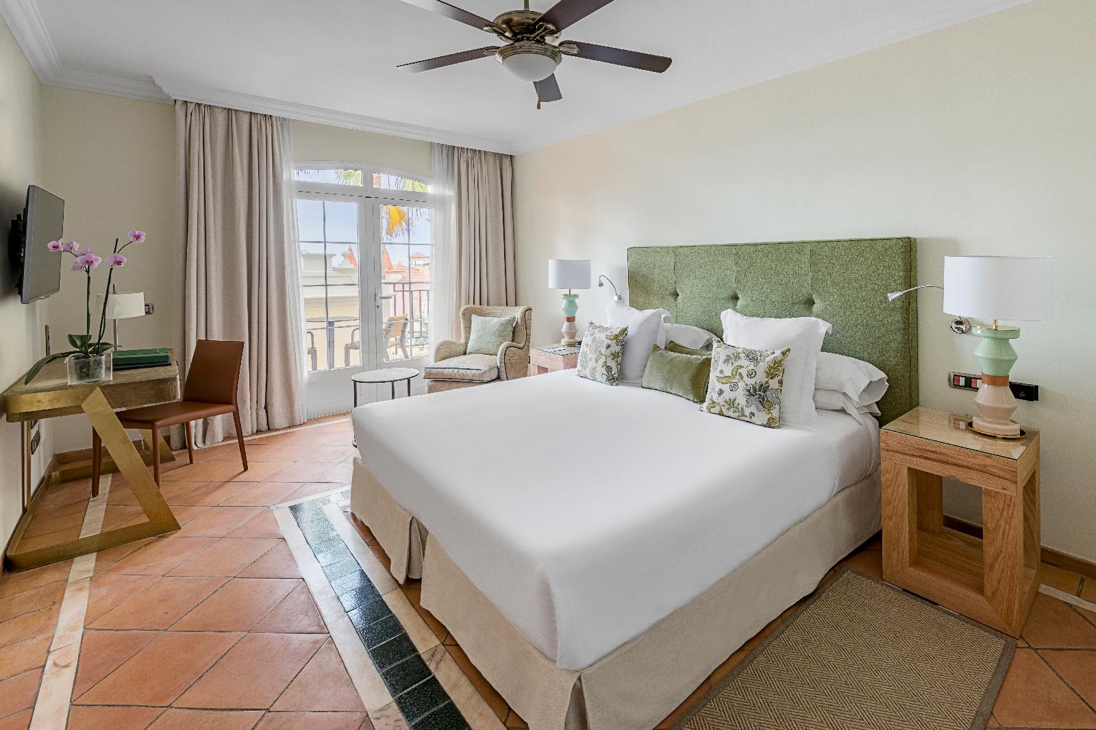 Bahia Del Duque Resort