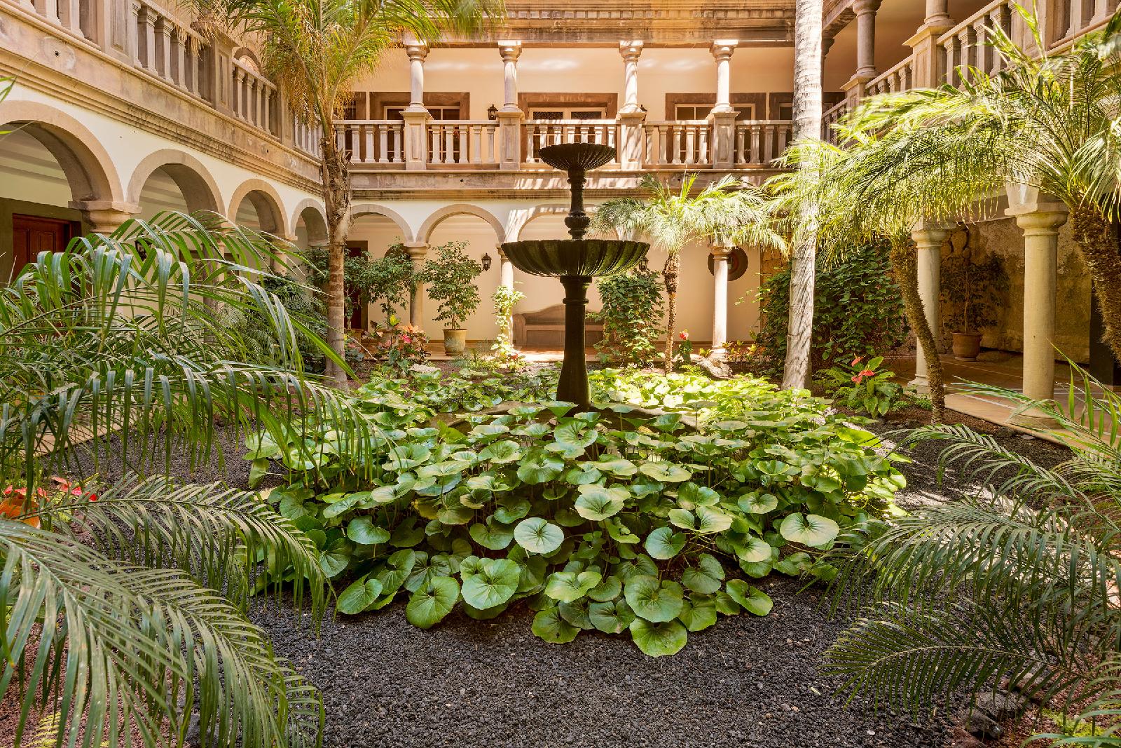 Bahia Del Duque Resort