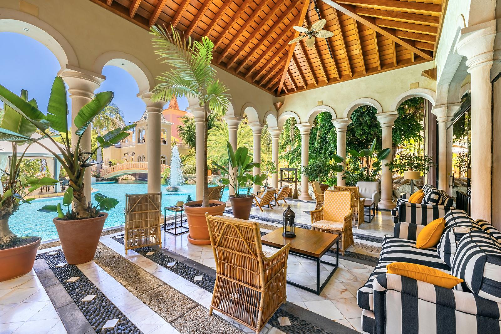 Bahia Del Duque Resort
