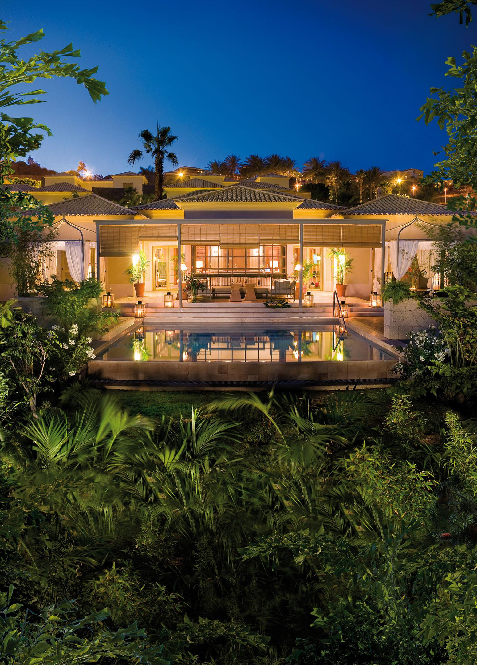 Bahia Del Duque Resort