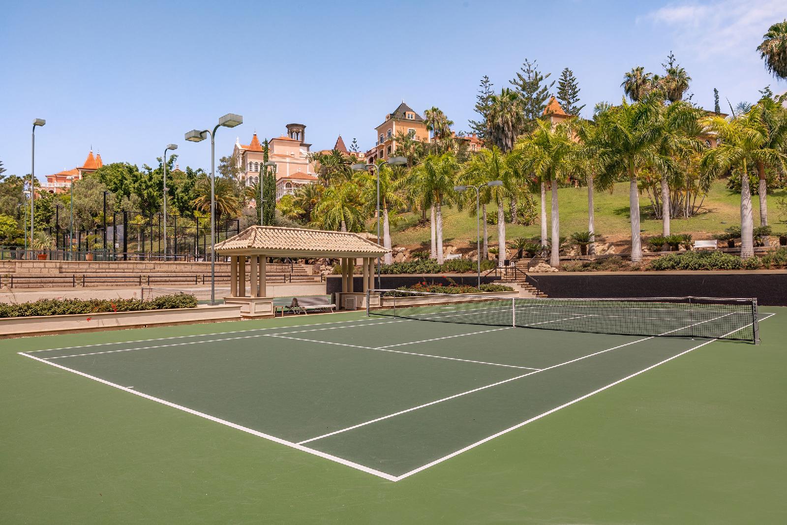 Bahia Del Duque Resort
