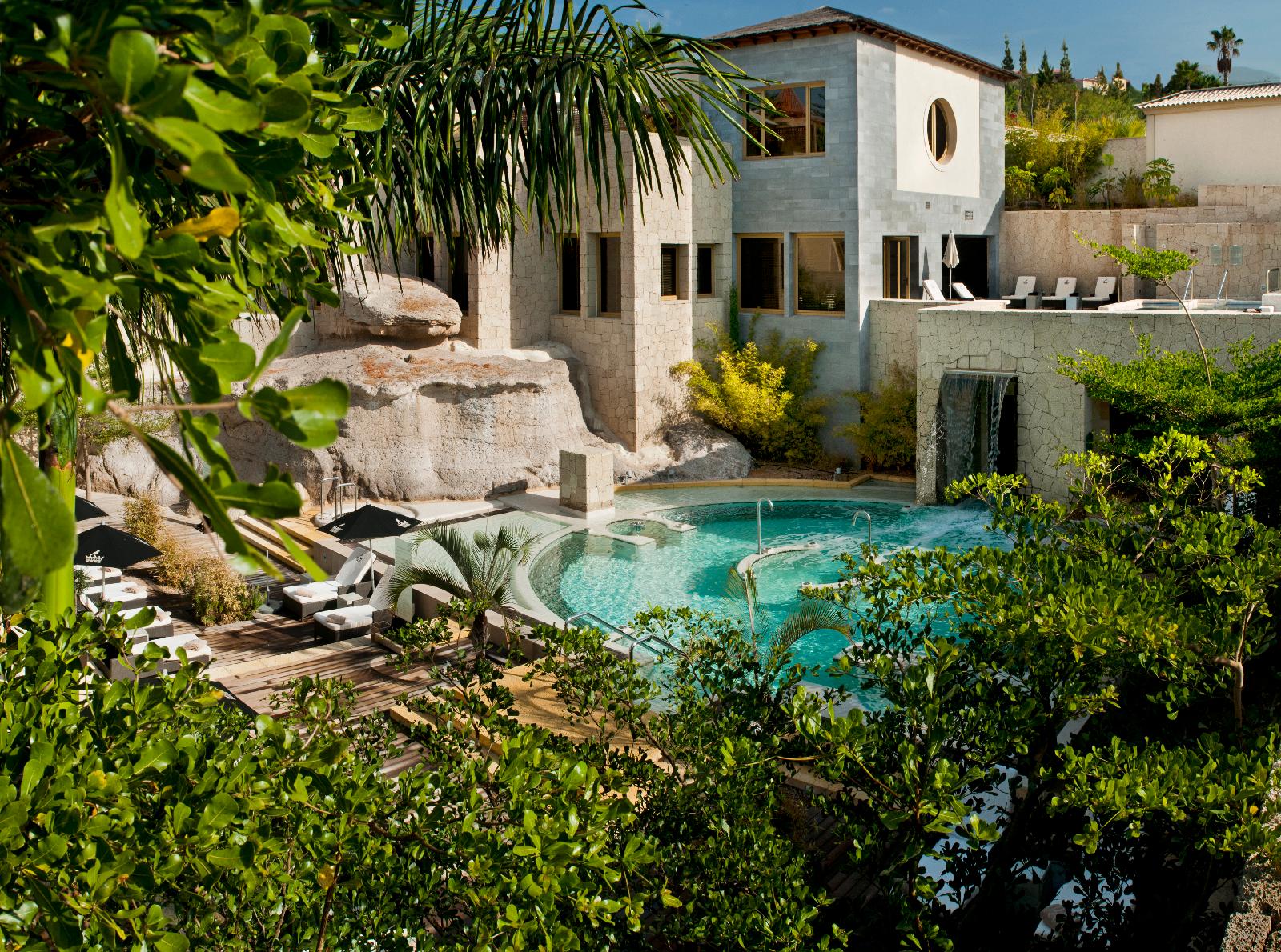 Bahia Del Duque Resort