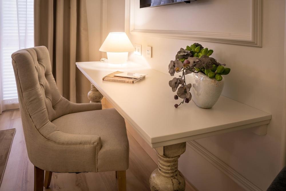 Hotel Pirineos Figueres by Pierre & Vacances