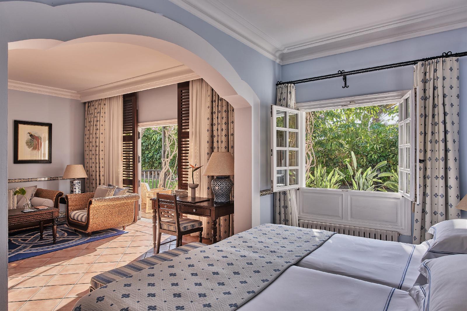 Seaside Grand Hotel Residencia