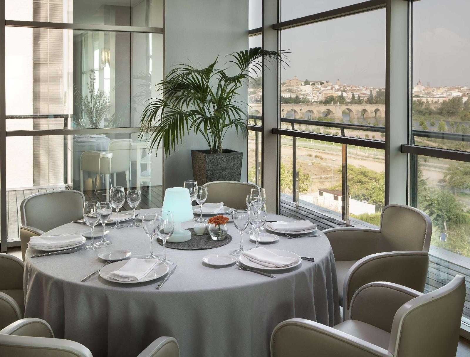 NH Gran Hotel Casino Extremadura