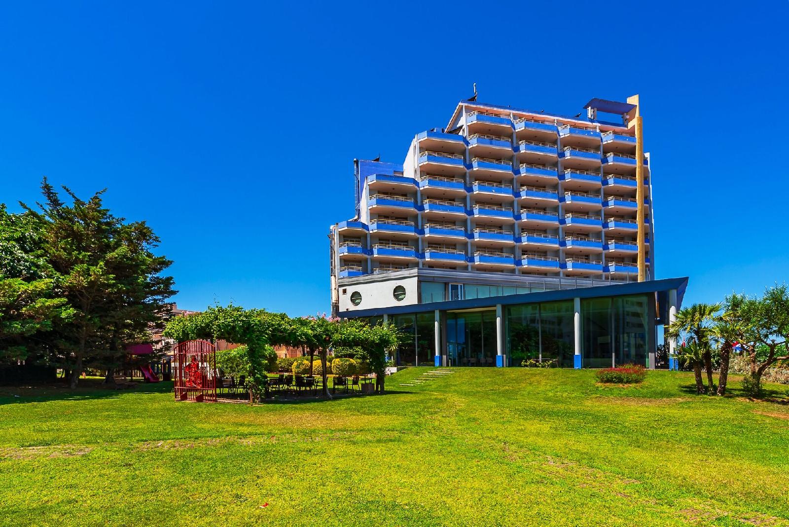 Xon's Platja Aparthotel