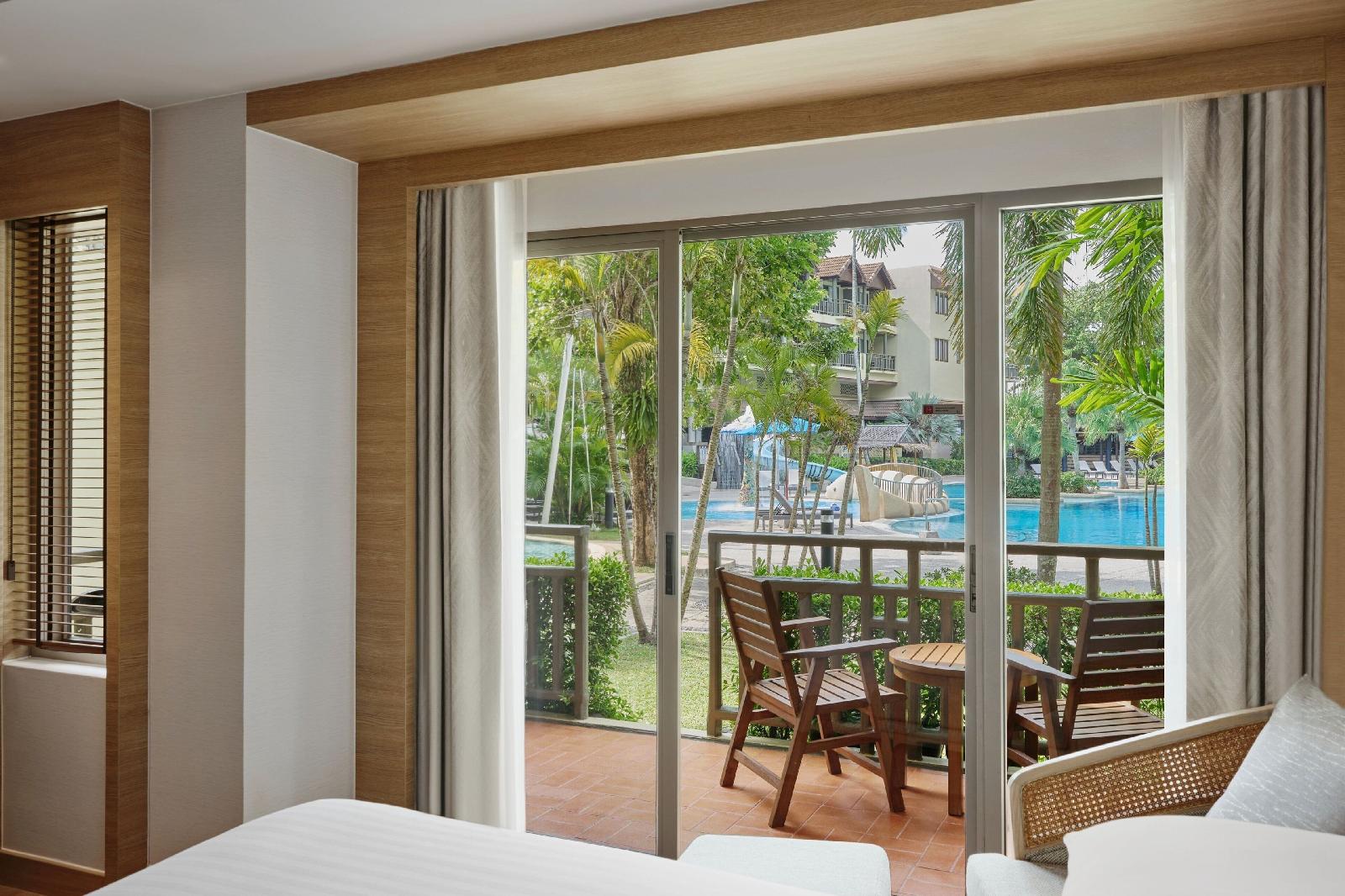 Phuket Marriott Resort & Spa, Merlin Beach