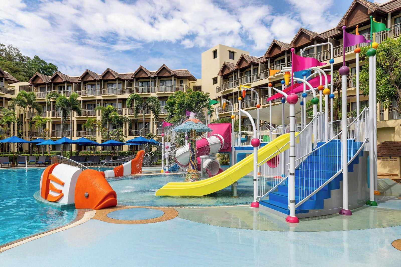 Phuket Marriott Resort & Spa, Merlin Beach