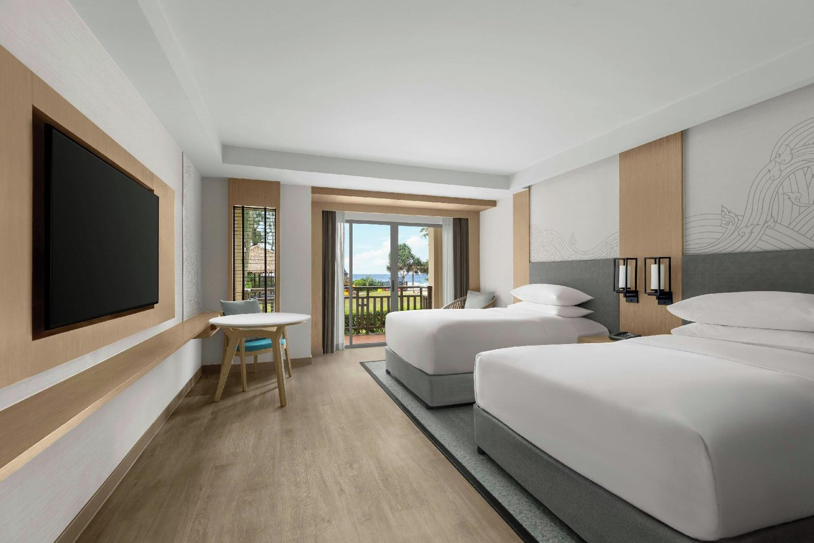 Phuket Marriott Resort & Spa, Merlin Beach