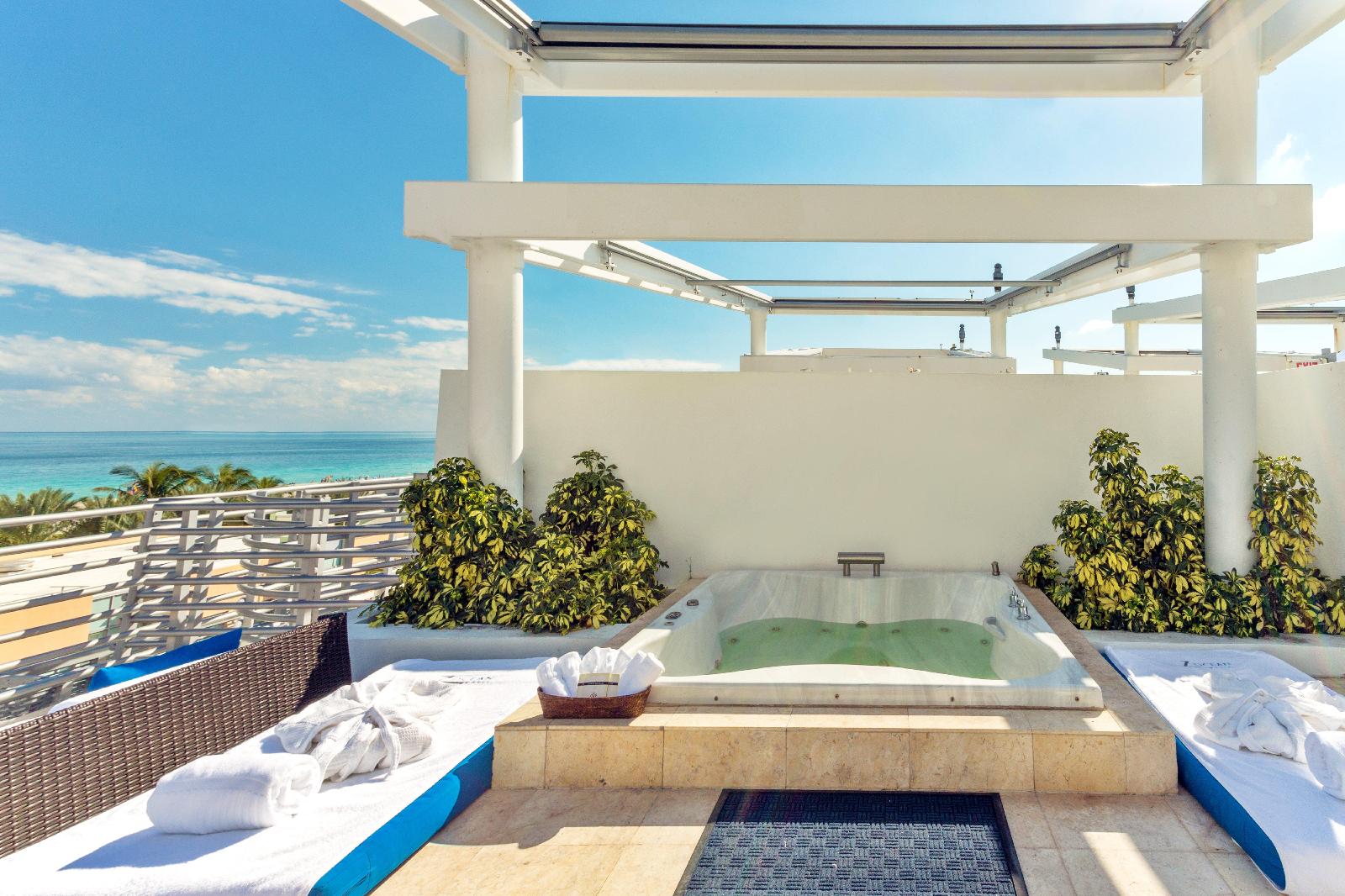 Z Ocean Hotel