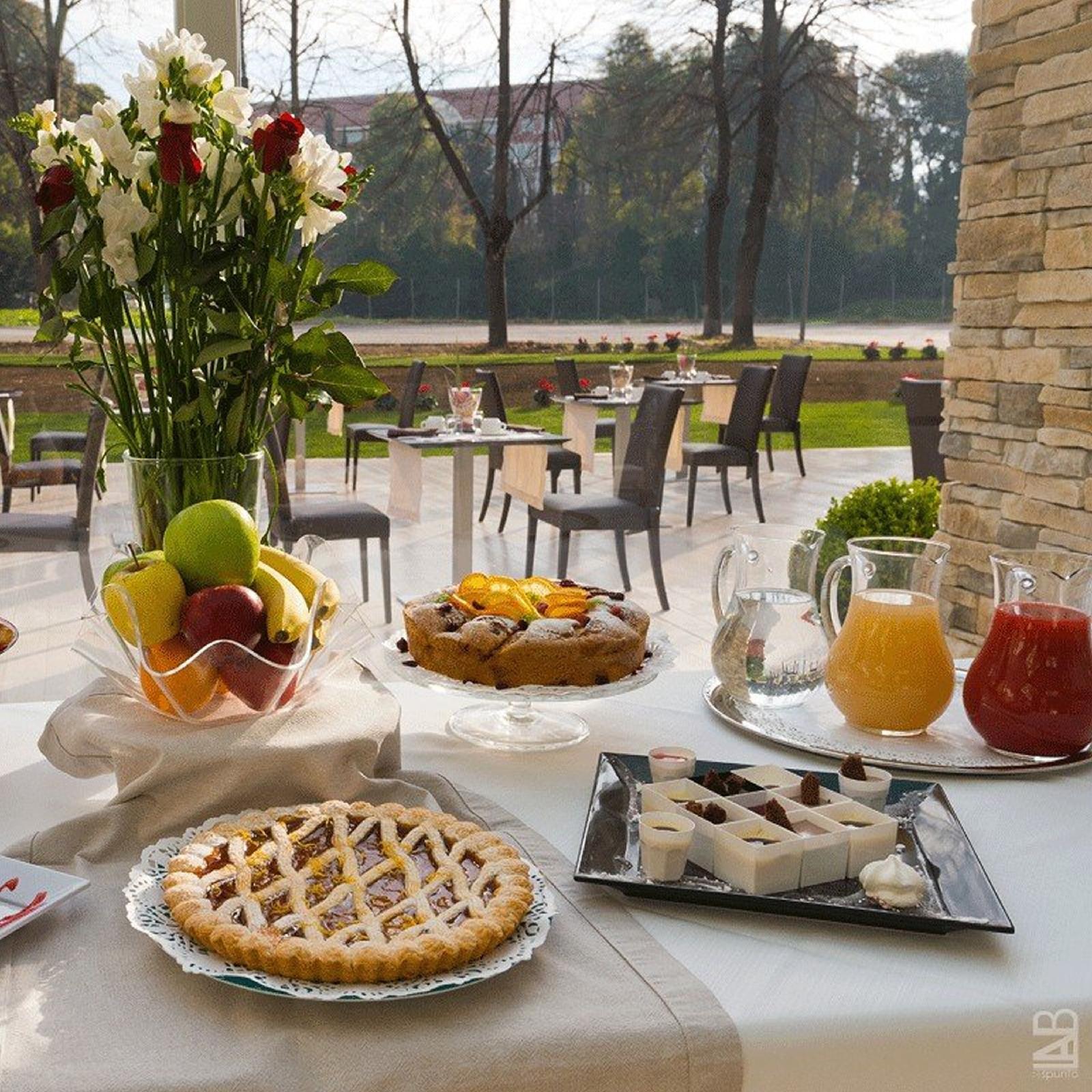 ELE Green Park Hotel Pamphili