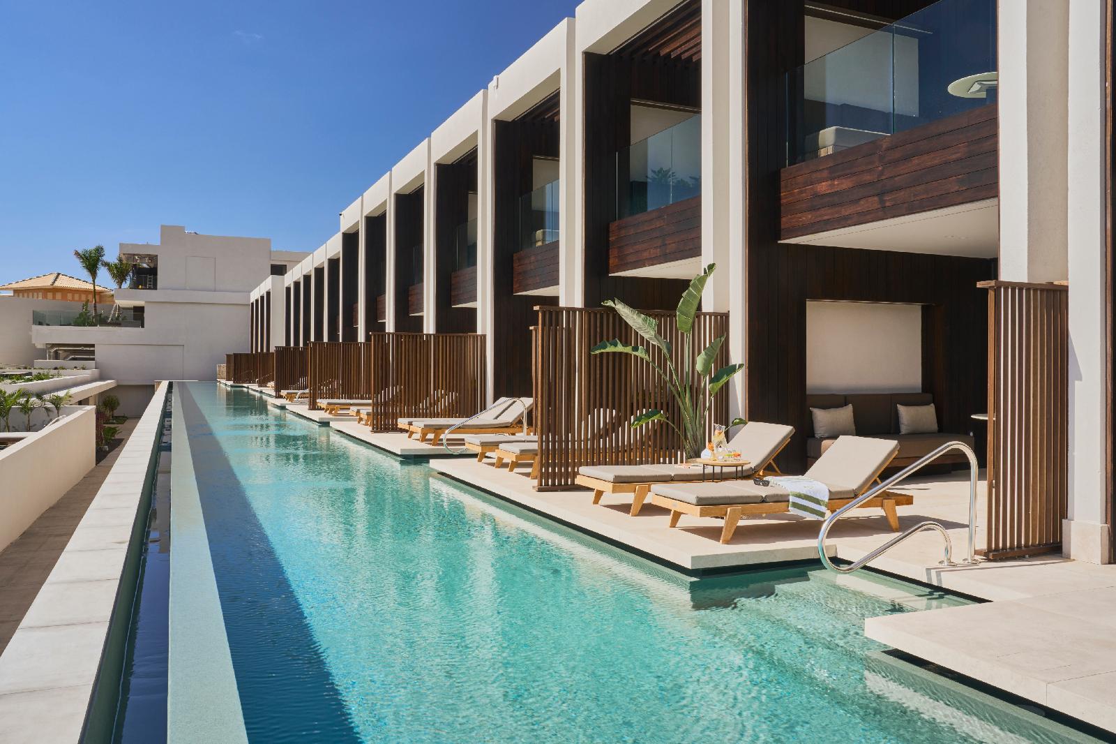 Royal Hideaway Corales Villas