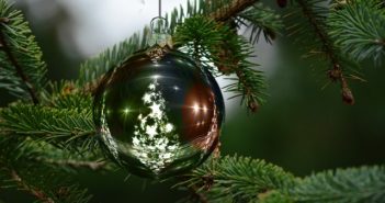 Catford Town Centre Christmas Tree Light Switch on Event
